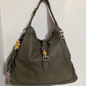 💯Authentic Gucci Jackie Bamboo Leather Tassel Olive Green Oversized Leather Bag.